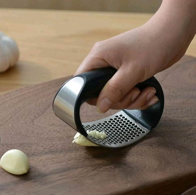 Stainless Steel Garlic Press - Great Stuff OnlineGreat Stuff Online Black